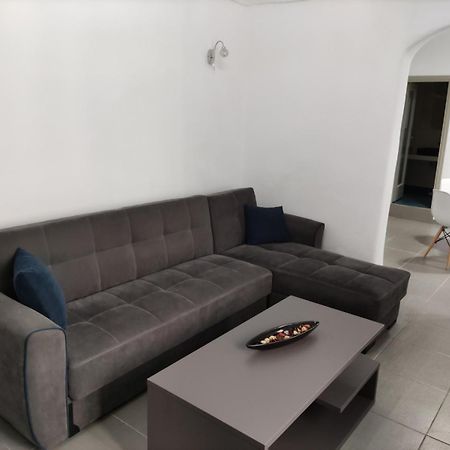 Mareva'S House Apartment Pyrgos Kallistis Exterior photo
